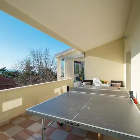 Holiday home In Bast Mit Privatem Pool *
